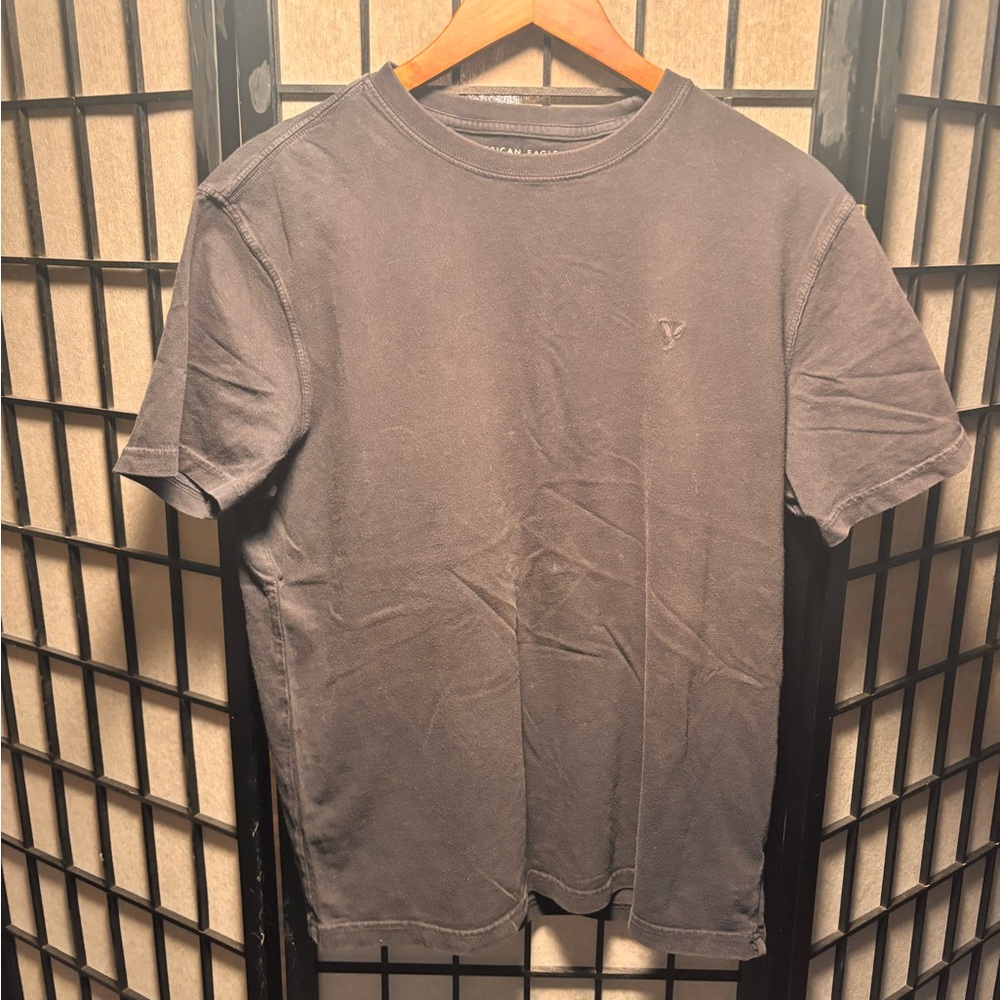 American Eagle Outfitters Dark Gray Short Sleeve Tee